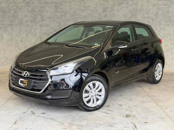 HYUNDAI HB20 1.0 COMFORT 12V FLEX 4P MANUAL HYUNDAI HB20 1.0 COMFORT 12V FLEX 4P MANUAL